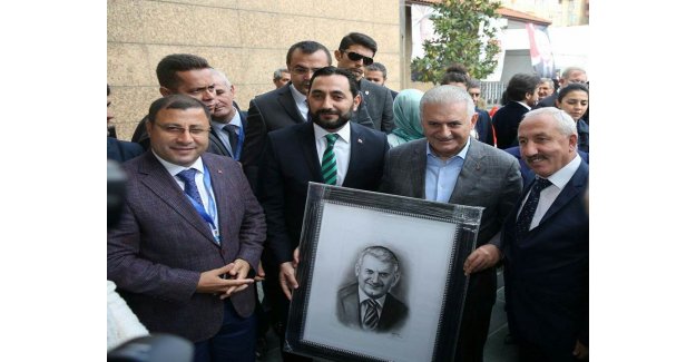 Rıfat Kutlu ve Metin Karakaş’tan Başbakan’a Sürpriz Hediye…