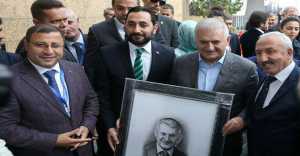 Rıfat Kutlu ve Metin Karakaş’tan Başbakan’a Sürpriz Hediye…